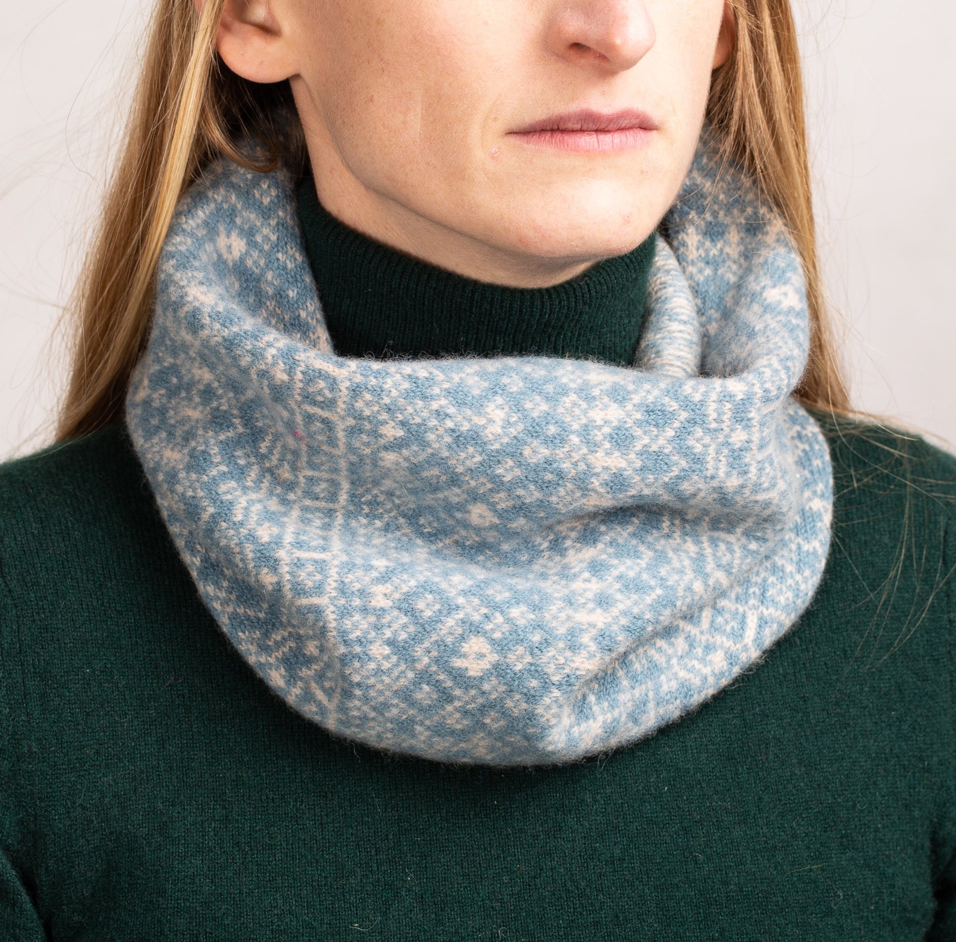 Fair Isle Snood image 4